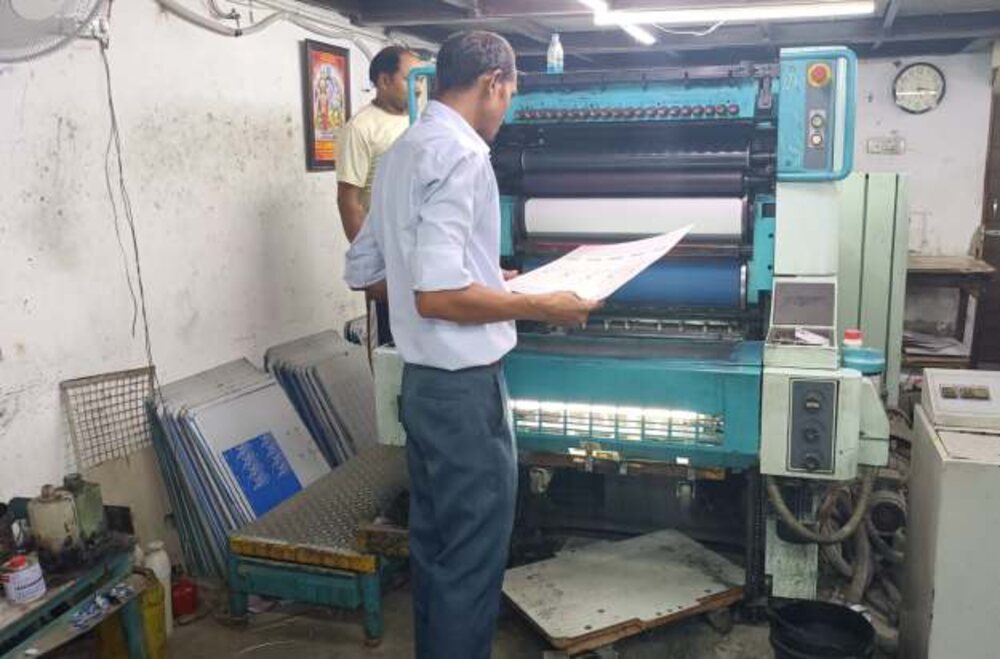 Automatic UV Coating
